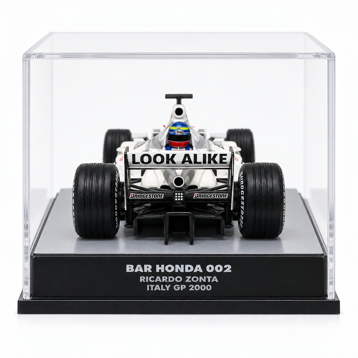 1:43 - IXO MODELS - BAR Honda 002 #23 – Ricardo Zonta – Italy GP 2000 - vista traseira