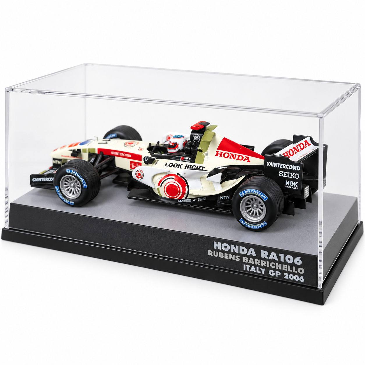 1:43 - IXO MODELS - Honda RA106 #11 – Rubens Barrichello – Italy GP 2006 - vista diagonal traseira